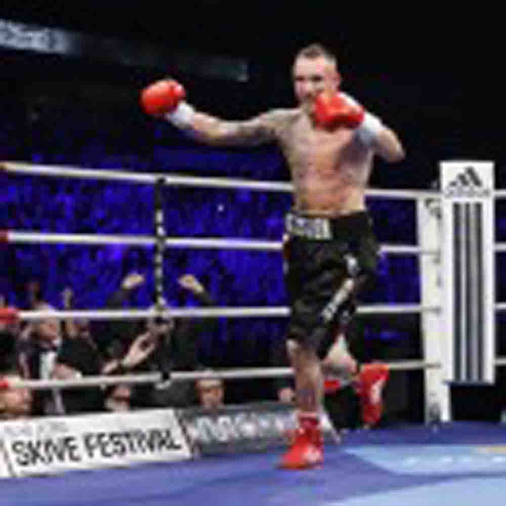 Kessler destroys Magee to win W.B.A. Super-Middleweight Title