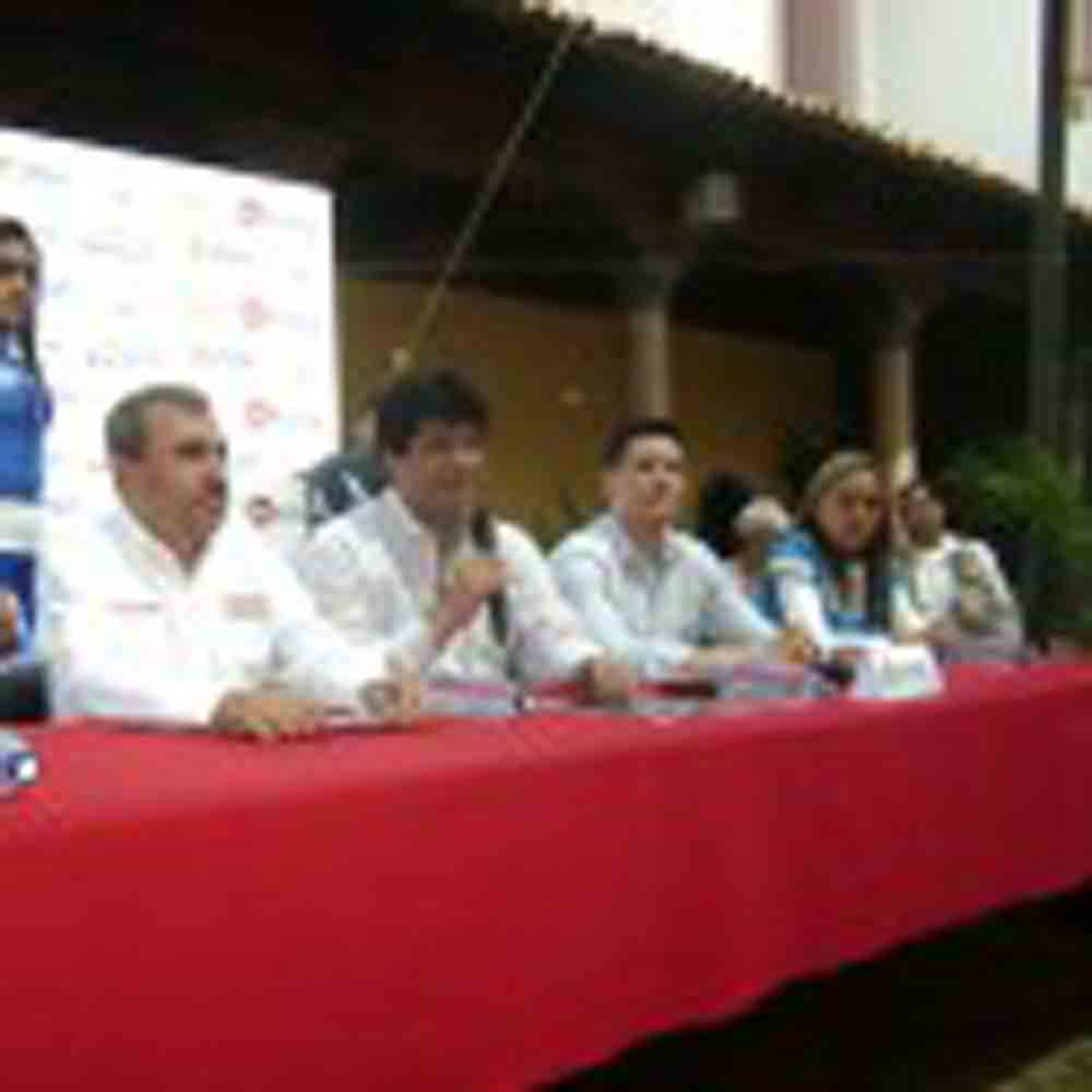 Anuncian gran banquete boxístico en Uruapan