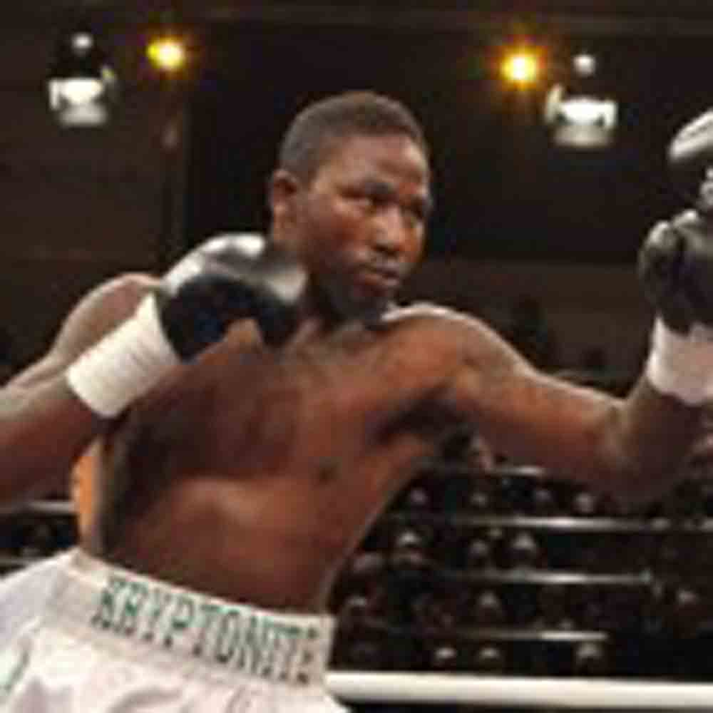 Afolabi confident – “I see myself stopping Huck early!