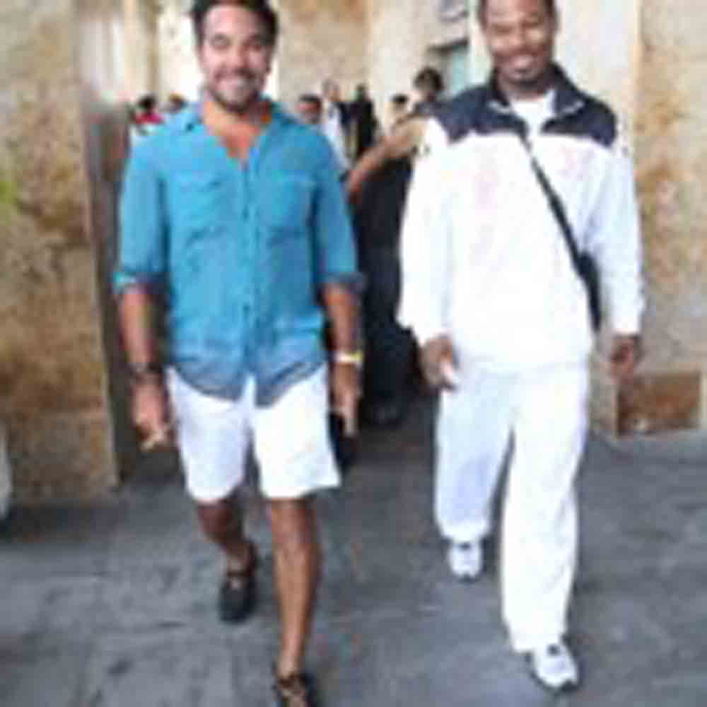 Llega Pablo César Cano a Cancún, donde tiene una cita con Sugar Shane Mosley