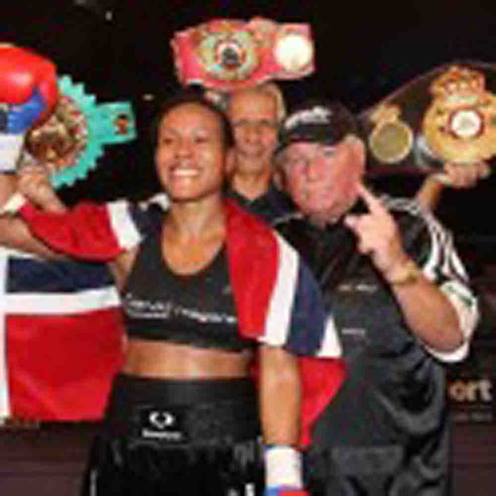 Braekhus to face Castillo in clash of unbeaten champions on September 7