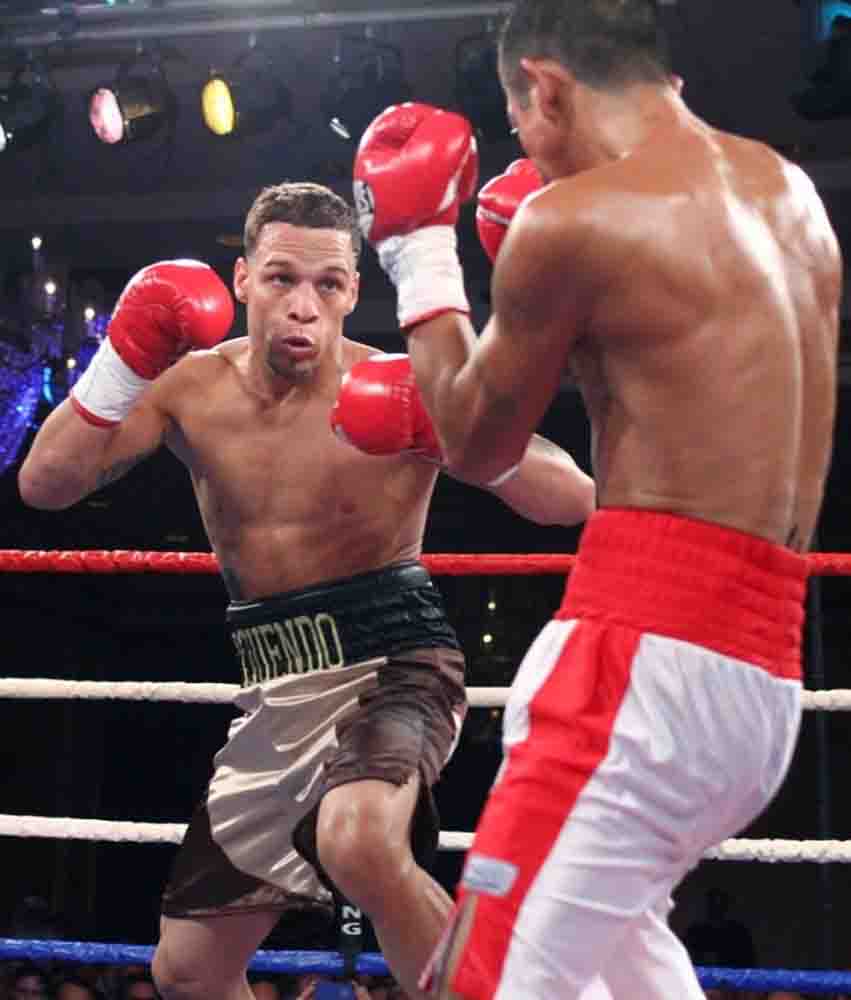 17 ago 2013 Noche de Campeones DIRECTV from Puerto Rico Jonathan Oquendo vs Miguel Tamayo 103[1]