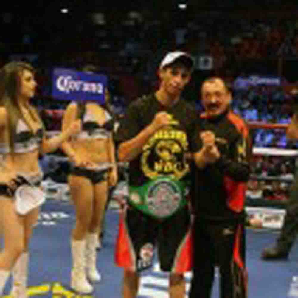 Rey Vargas / Busca un lugar entre los grandes