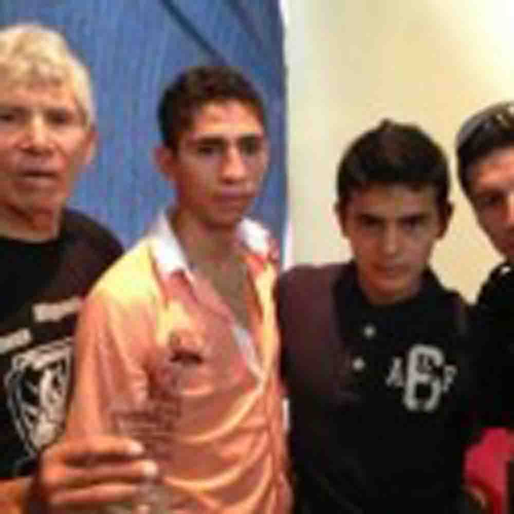 JHONNY GONZALEZ Y REY VARGAS YA ESTAN EN CARSON