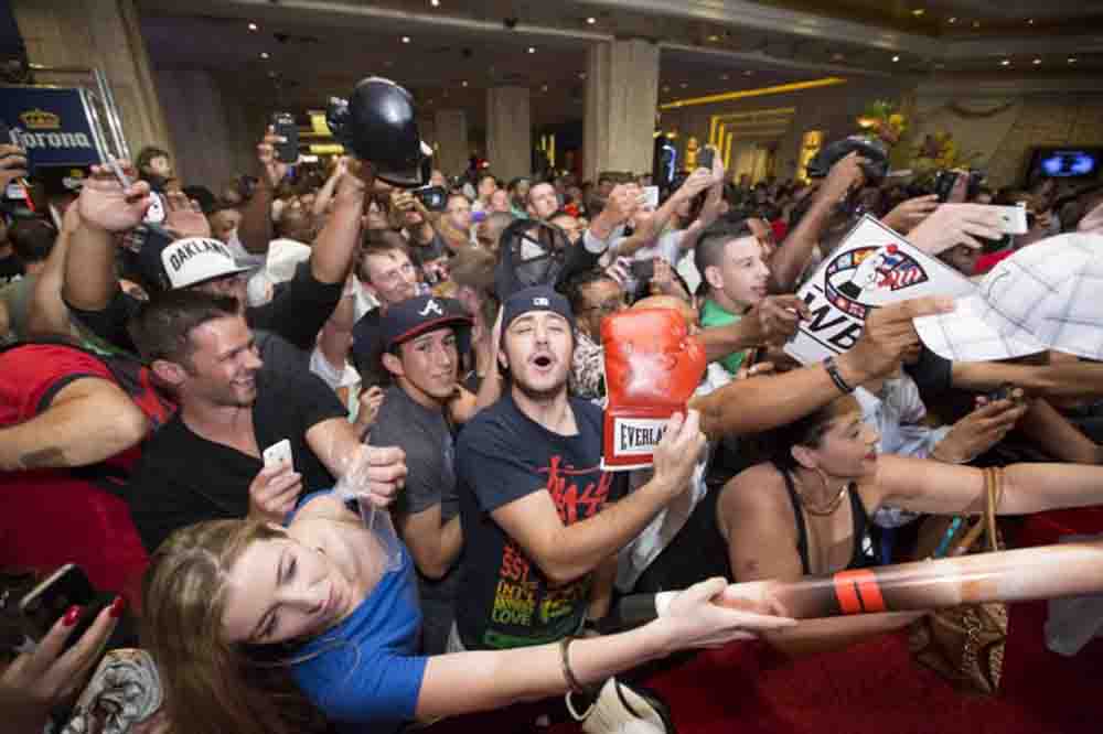 Fans at Grand Arrivals