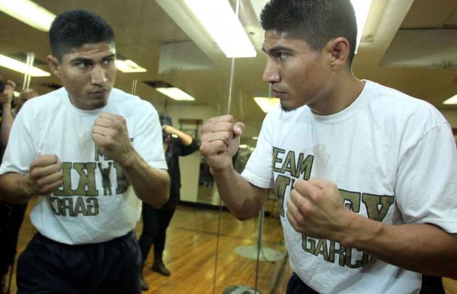 MikeyGarcia_NYmediaDay_140121_002a