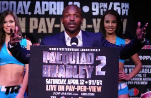 Pacquiao_Bradley_NY_PC_140206_007a