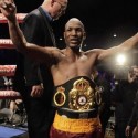 Bernard Hopkins le lanza reto a Floyd Mayweather Jr.