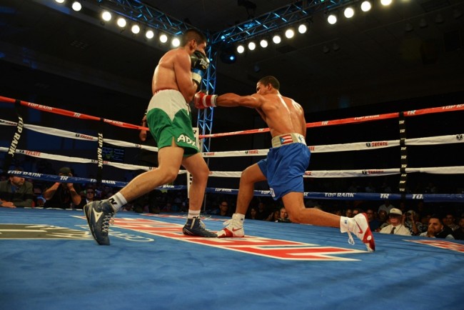 verdejo vs villanueva pelea14-reynaldo sanchez