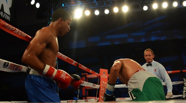 verdejo vs villanueva pelea18-reynaldo sanchez