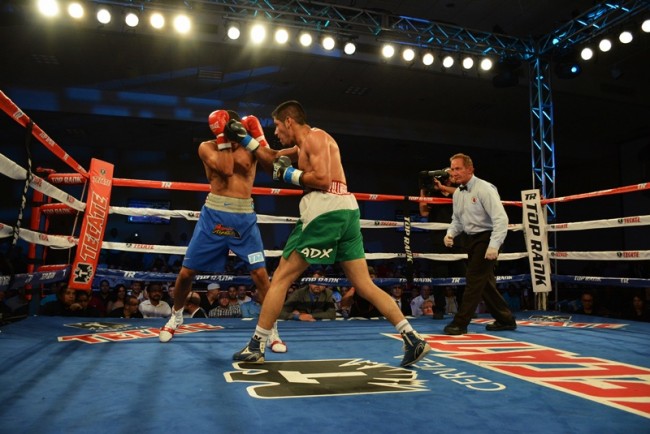 verdejo vs villanueva pelea8-reynaldo sanchez