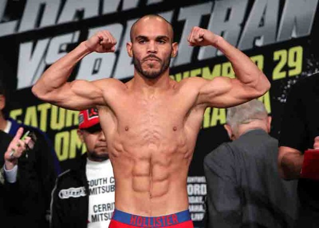 Crawford_Beltran_weighin_141128_006a