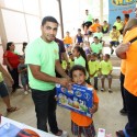 Puerto Rico / O.M.B. entrega juguetes a niños de Añasco