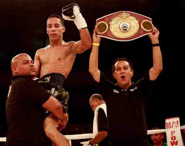 emmanuel rodriguez celebra-esdel palermo-fresh boxing