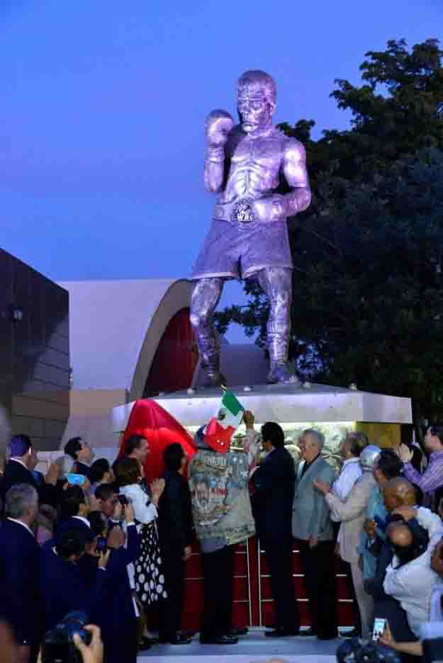 julio cesar chavez estatua1-alma montiel