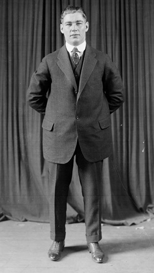 Puncher from the Past: The tragic story of Les Darcy