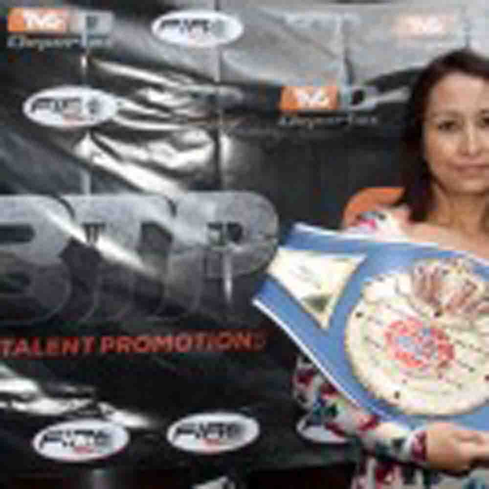 Ana “Bronca” Arrazola alista para defender por primera ocasión el campeonato mundial WBF